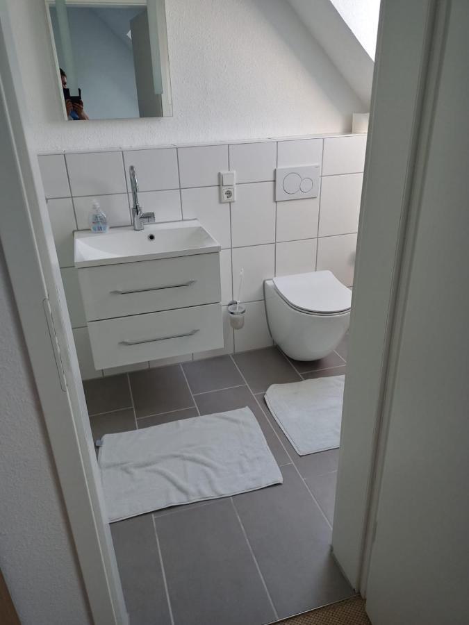 Modernes 21 M² Apartment Modern, Zentral Schortens Ngoại thất bức ảnh